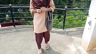 Indian University woman outdoor coitus video